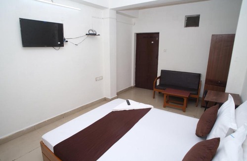 Arumbakkam Hotel | Ganesh Guest House