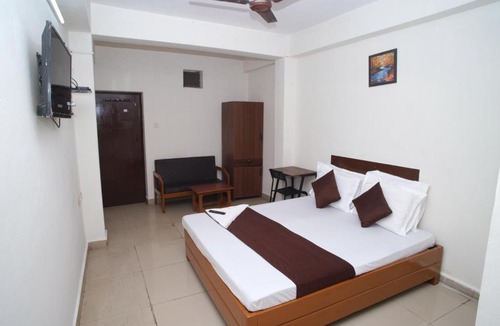 Arumbakkam Hotel | Ganesh Guest House
