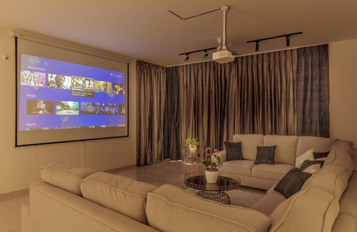 Agara Villa | GolfView Home by StayJade4BHKGarden30min E-city