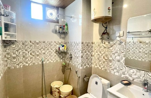 Aleo Cottage | Gorgeous 2-bedroom cottage in the heart of Manali