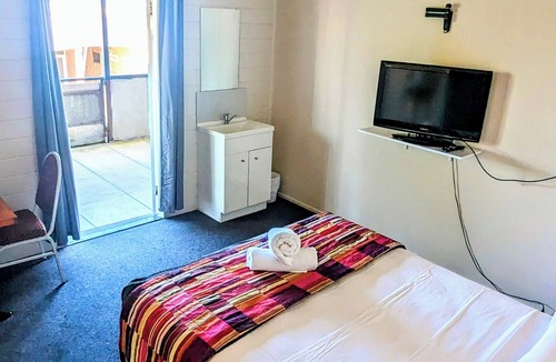 Proserpine Hotel | Grand Central Hotel Proserpine