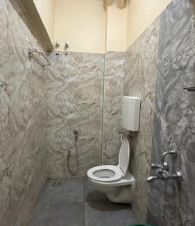 Pondicherry Hotel | Gravity Groups Core - Sakthi residency
