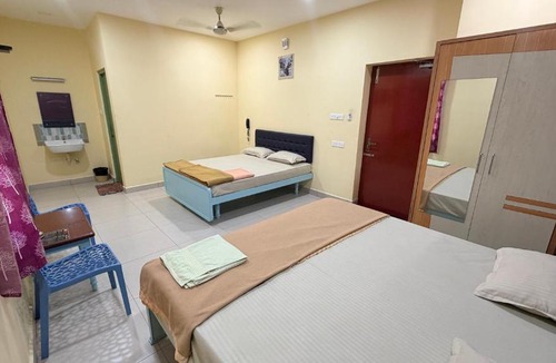 Moratandi Hotel | Gravity Groups VHR Residency - near santho lawns