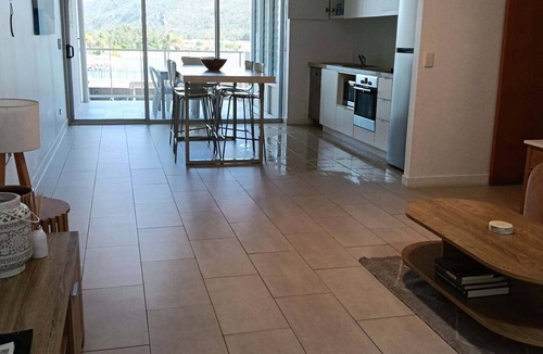 Nelly Bay Apartment | Great family holiday home at Magnetic Island where adventure and fun starts.