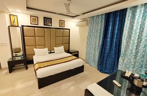 New Delhi Bed & Breakfast | Greater Kailash Kailash Colony Nehru Place Shroff Eye Clinic