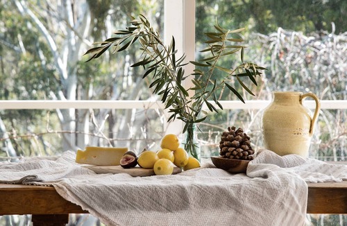 Glenlyon House | Green Gully House - your quintessential country retreat, just 10 mins from Daylesford