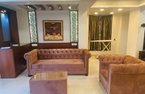 Bandra East Apartment | Green Stay