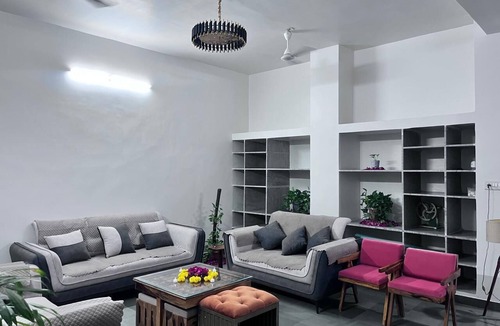 Civil Lines House | Harisadan Homestay