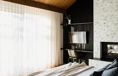 Indigo Shire Villa | Harry's On Moodemere