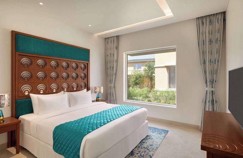 Dwarka Hotel | Hawthorn Suites by Wyndham Dwarka