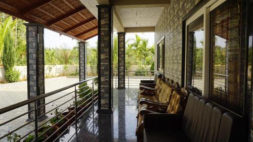 Chikkamagaluru Hotel | Hill Down Homestay And Villa