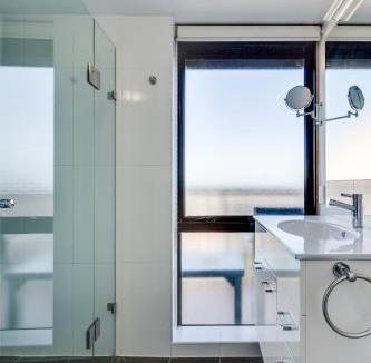 South Brisbane Apartment | Hillcrest Apartment Hotel (formerly Central Hillcrest Apartments)