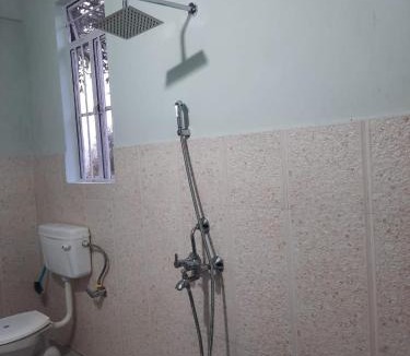 Laitmawsiang House | Hills view homestay Kudeng Thymmai