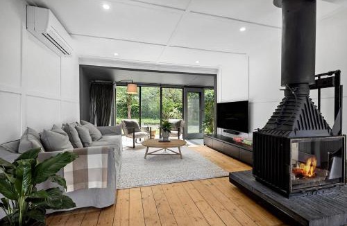 Red Hill South House | Hillside Cottage - Wineries Pool