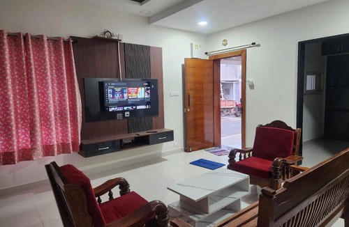 Madurai House | Holiday Home Madurai - Duplex Villa Umachikulam