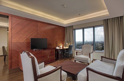 Kochi Hotel | Holiday Inn Cochin by IHG