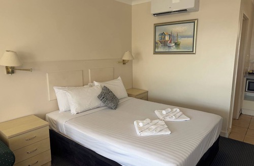 Narooma Hotel | Holiday Lodge Narooma