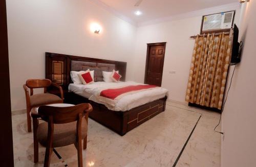 South Extension House | Home Stay Cum Bed and Breakfast