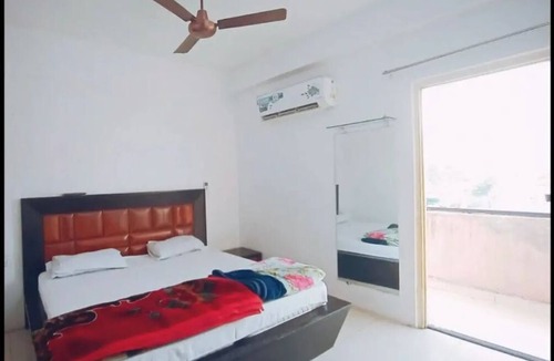 Kashmere Gate Hostel | Homestay - Hostel