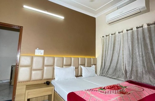 Varanasi Hotel | Host varanasi