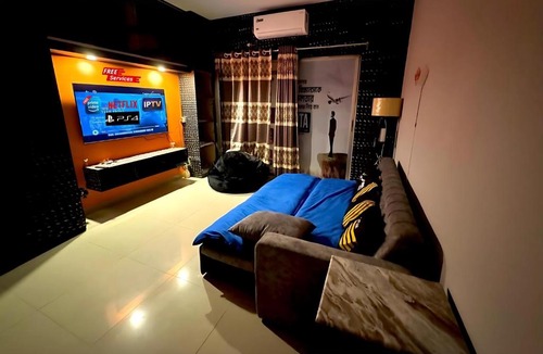 Uttara Hostel | Hostel by zooFamily