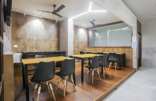 Vashi Hotel | Hotel ∙ 3 guests