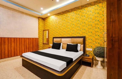 Auraiya Hotel | Hotel Aadhya & Restaurant