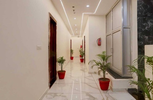 Lucknow Hotel | Hotel Aastha Shree Dham