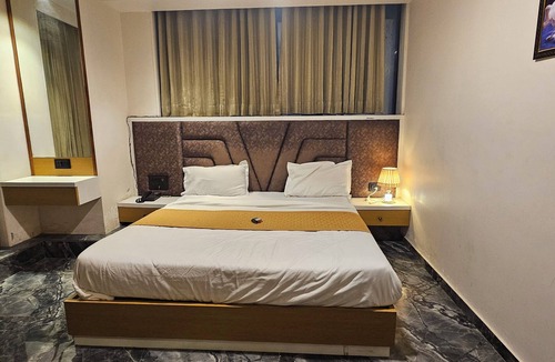 Ahmedabad Hotel | Hotel Aatithy