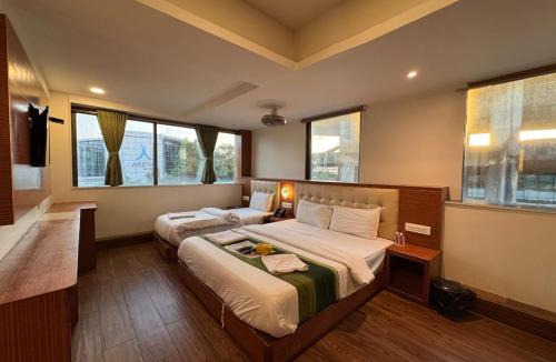 Andheri East Hotel | hotel Aflon midc andheri east