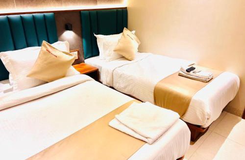 Prabhadevi Hotel | Hotel Apsara - NearJ J Hospital Mumbai