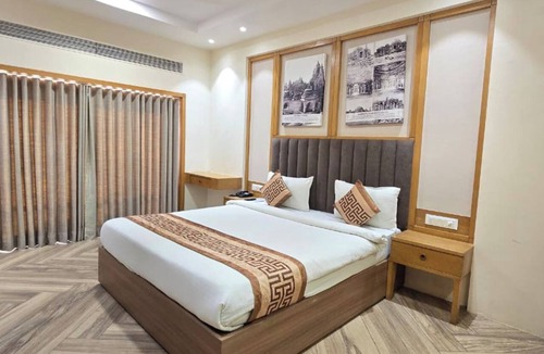 Junagadh Hotel | Hotel Asopalav By Harmony Junagadh