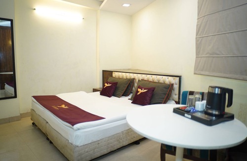 New Delhi Hotel | Hotel Blue Sky By Admire Stays