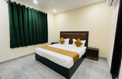Greater Kailash Hotel | Hotel Casa Heaven - Greater Kailash