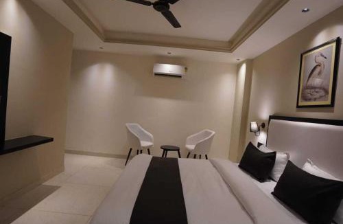 Aerocity Hotel | Hotel Clayton Near IGI Delhi Airport
