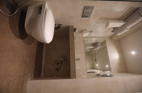 Jogeshwari West Hotel | Hotel Cliffton