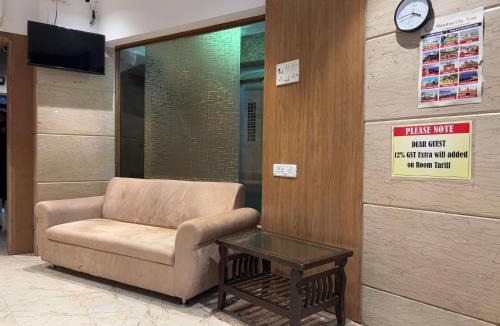 Kurla West Hotel | Hotel Crystal Palace Near US Consulate Bandra Kurla Complex Mumbai Near Mumbai Airport Mumbai