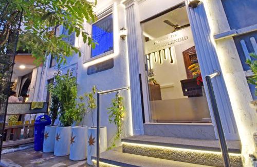 White Town Hotel | Hotel De Lux Splendid
