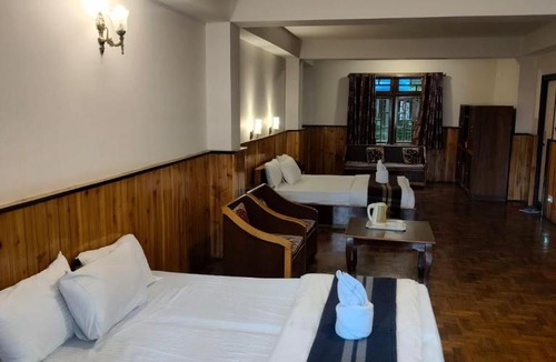 Pelling Hotel | Hotel Dewachen