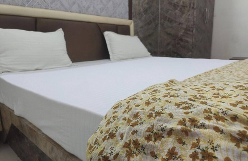 Pratapgarh Hotel | Hotel Divine Pratapgarh