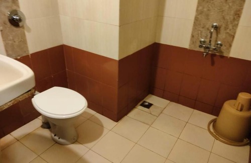 Manipal Hotel | Hotel Downtown Manipal!!