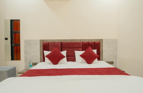 Sikar Hotel | Hotel Galaxy 700 - A Luxury Hotel Near KhatuShyamJi Temple