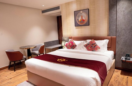 Yelahanka Hotel | Hotel Golden Amulya Rest Wings