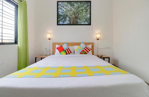 South West Hotel | Hotel Golden Premium Near Aerocity Delhi