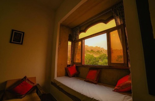 Amar Sagar Pol Hotel | Hotel Golden Routes