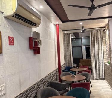 Mohali Hotel | Hotel Golden Star