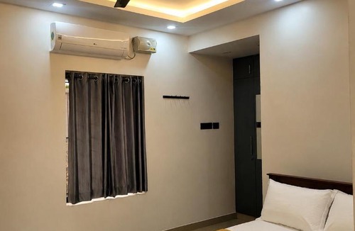 Kaloor Hotel | Hotel Grand Illam