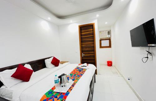 Kalkaji Hotel | Hotel Grand - Near Lotus Temple