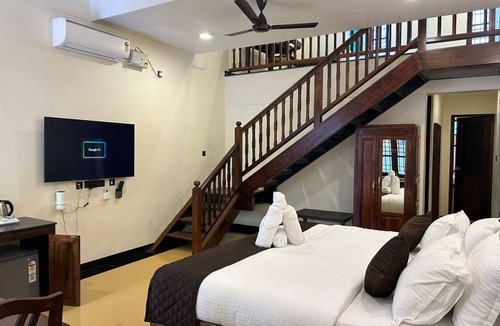 Manchanabele Hotel | Hotel Grand Palais