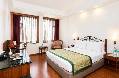 Ayodhya Hotel | Hotel Himanshu Palace